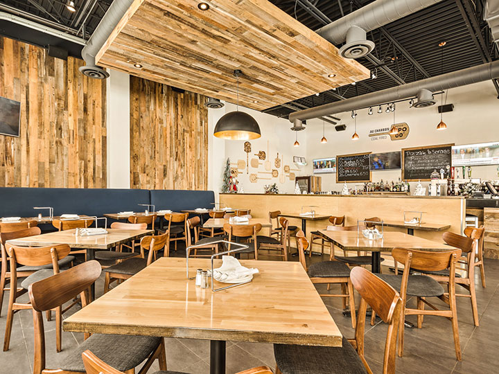 restaurant dining room